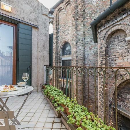 Ca' Della Frutta Venetian Apartment ภายนอก รูปภาพ