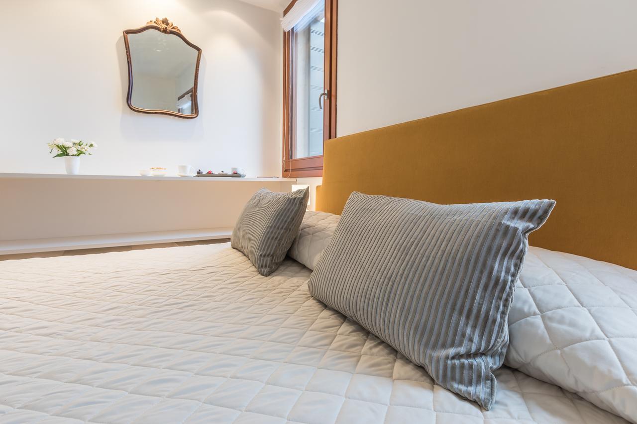 Ca' Della Frutta Venetian Apartment ภายนอก รูปภาพ