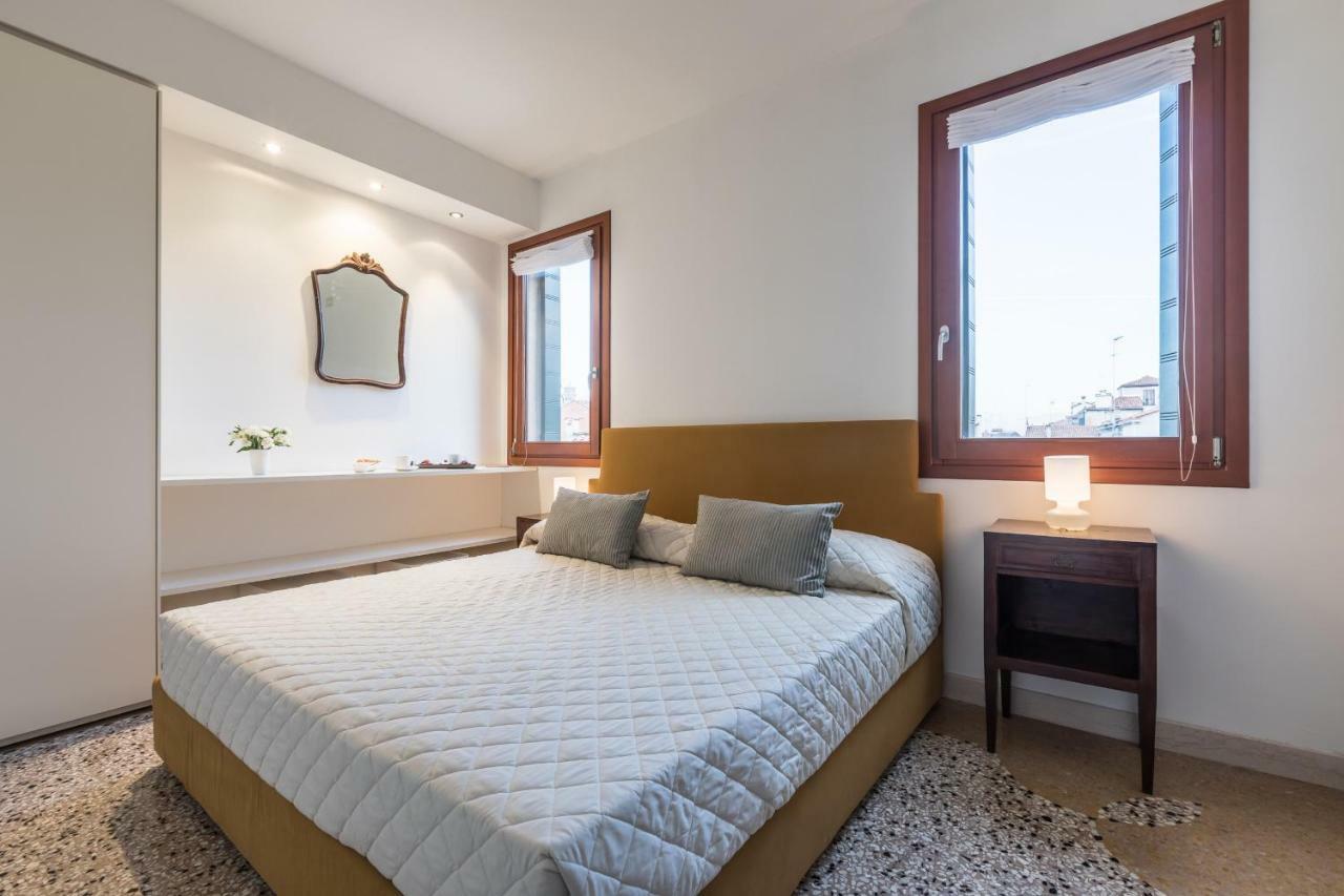 Ca' Della Frutta Venetian Apartment ภายนอก รูปภาพ